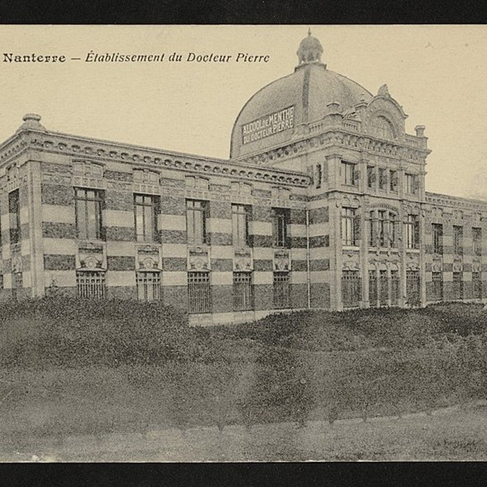 Photo de Ancienne usine du Docteur Pierre, actuellement usine Natalys