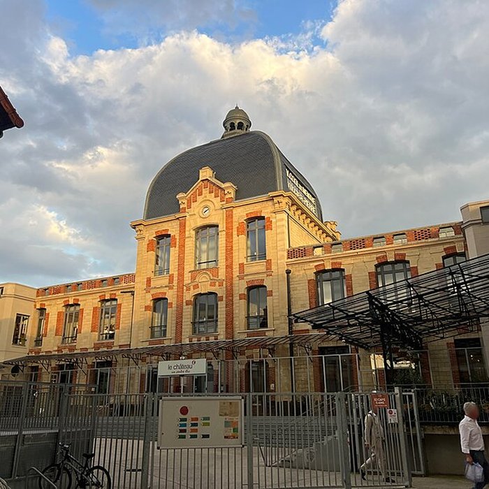 Photo de Ancienne usine du Docteur Pierre, actuellement usine Natalys