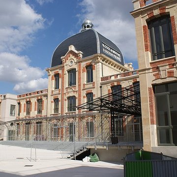 Ancienne usine du Docteur Pierre, actuellement usine Natalys