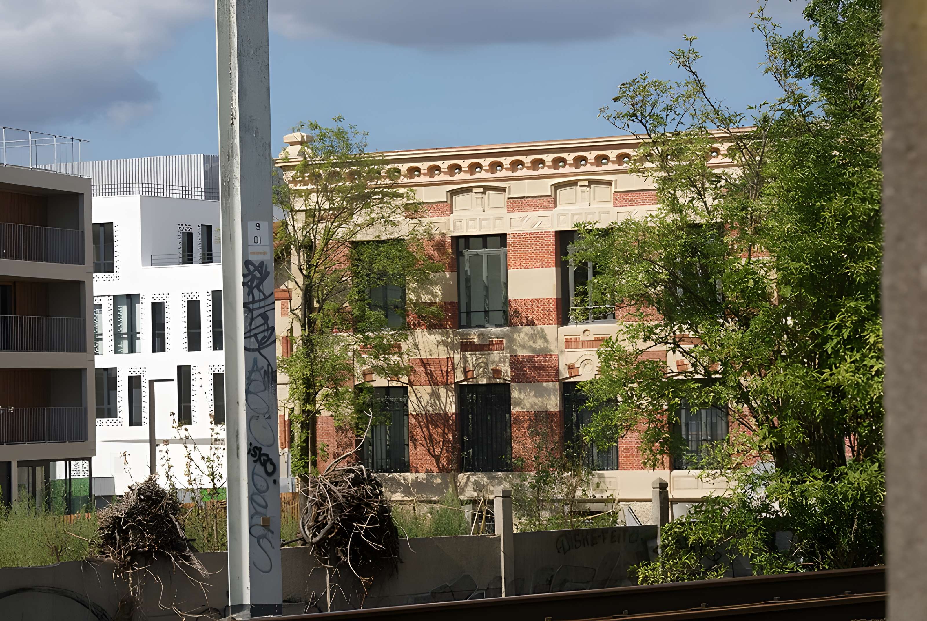 Ancienne usine du Docteur Pierre, actuellement usine Natalys