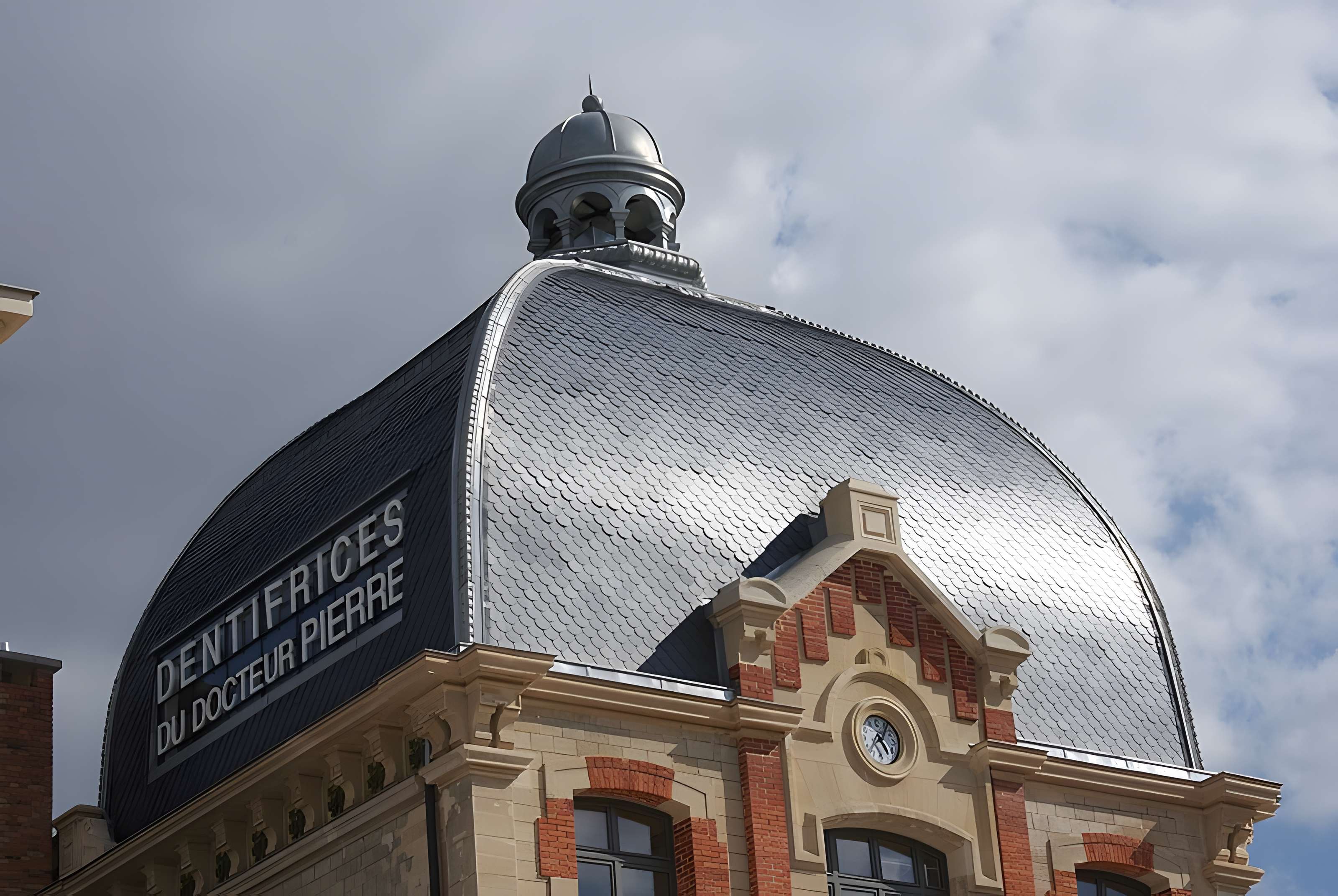Ancienne usine du Docteur Pierre, actuellement usine Natalys