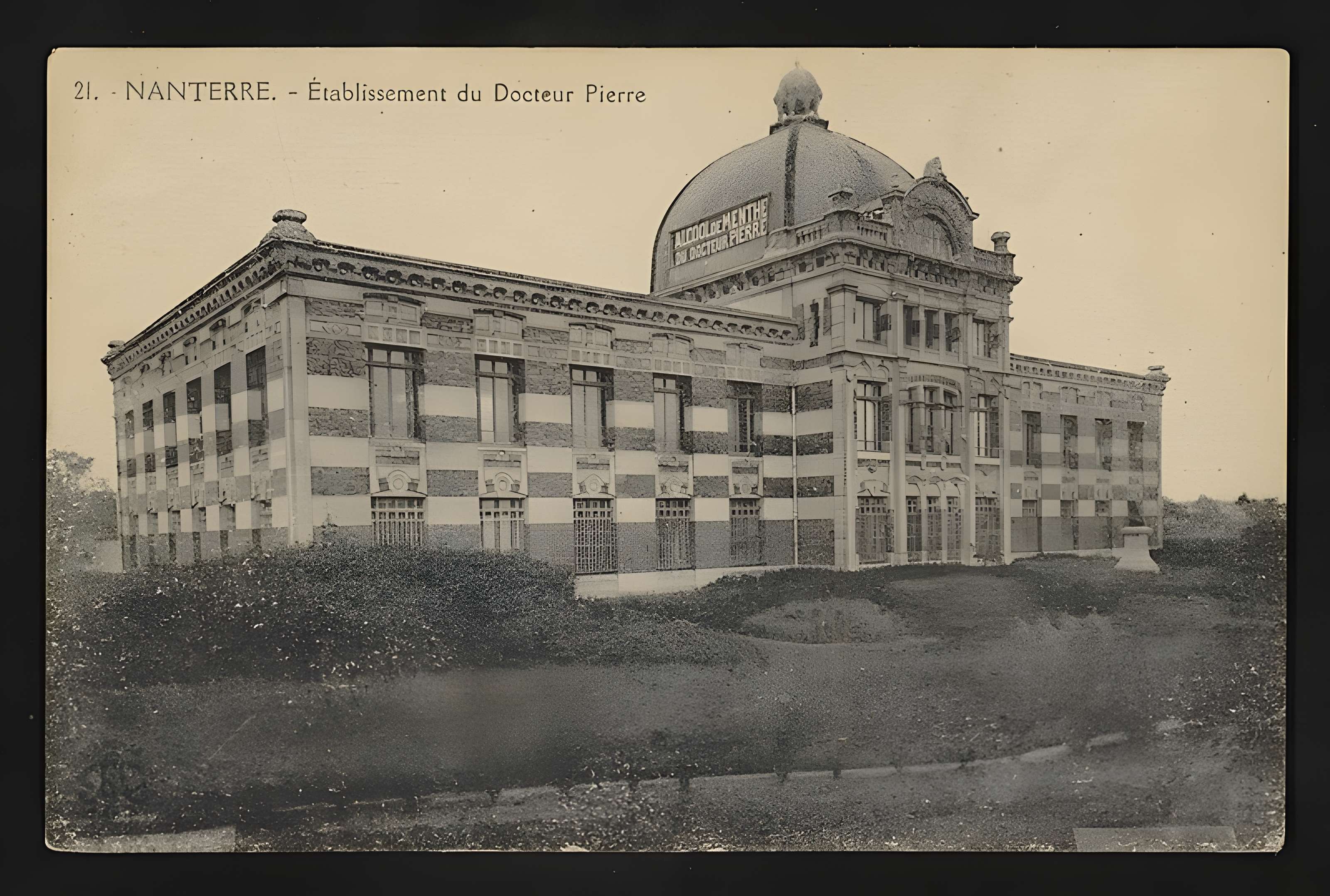 Ancienne usine du Docteur Pierre, actuellement usine Natalys