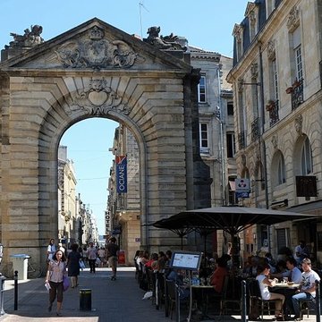Porte Dijeaux de Bordeaux