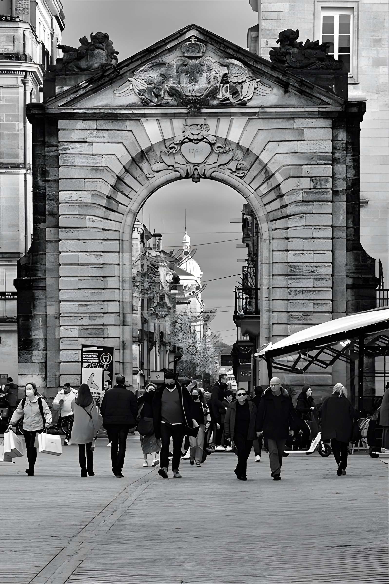 Porte Dijeaux de Bordeaux