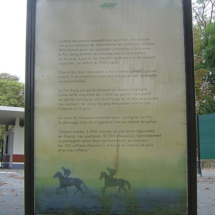 Photo de Hippodrome de Saint-Cloud également sur commune de Saint-Cloud