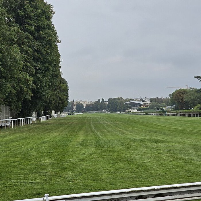 Photo de Hippodrome de Saint-Cloud également sur commune de Saint-Cloud