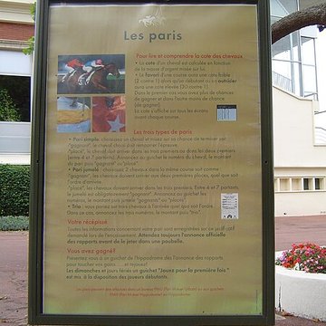 Hippodrome de Saint-Cloud également sur commune de Saint-Cloud