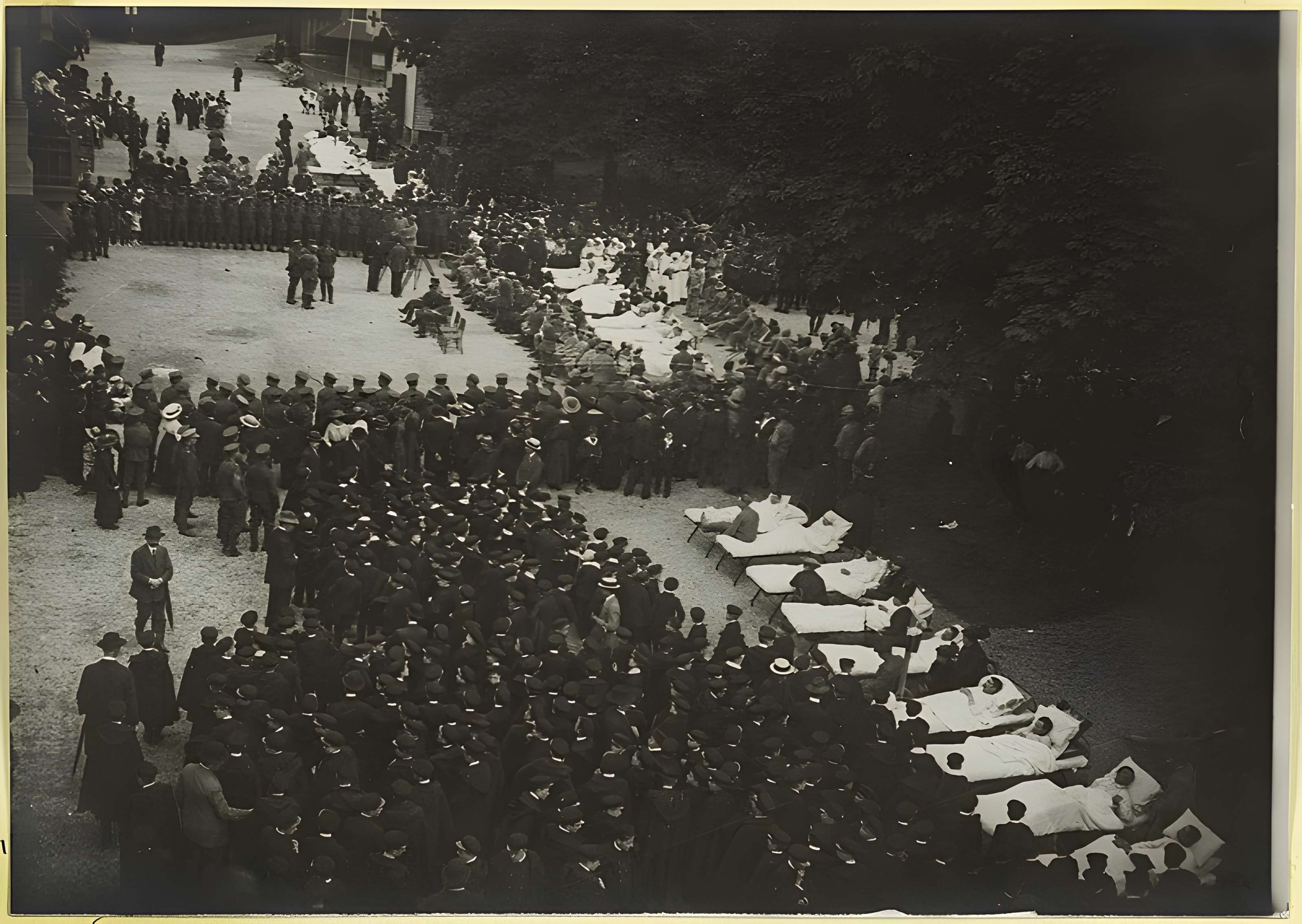 Hippodrome de Saint-Cloud (également sur commune de Saint-Cloud)