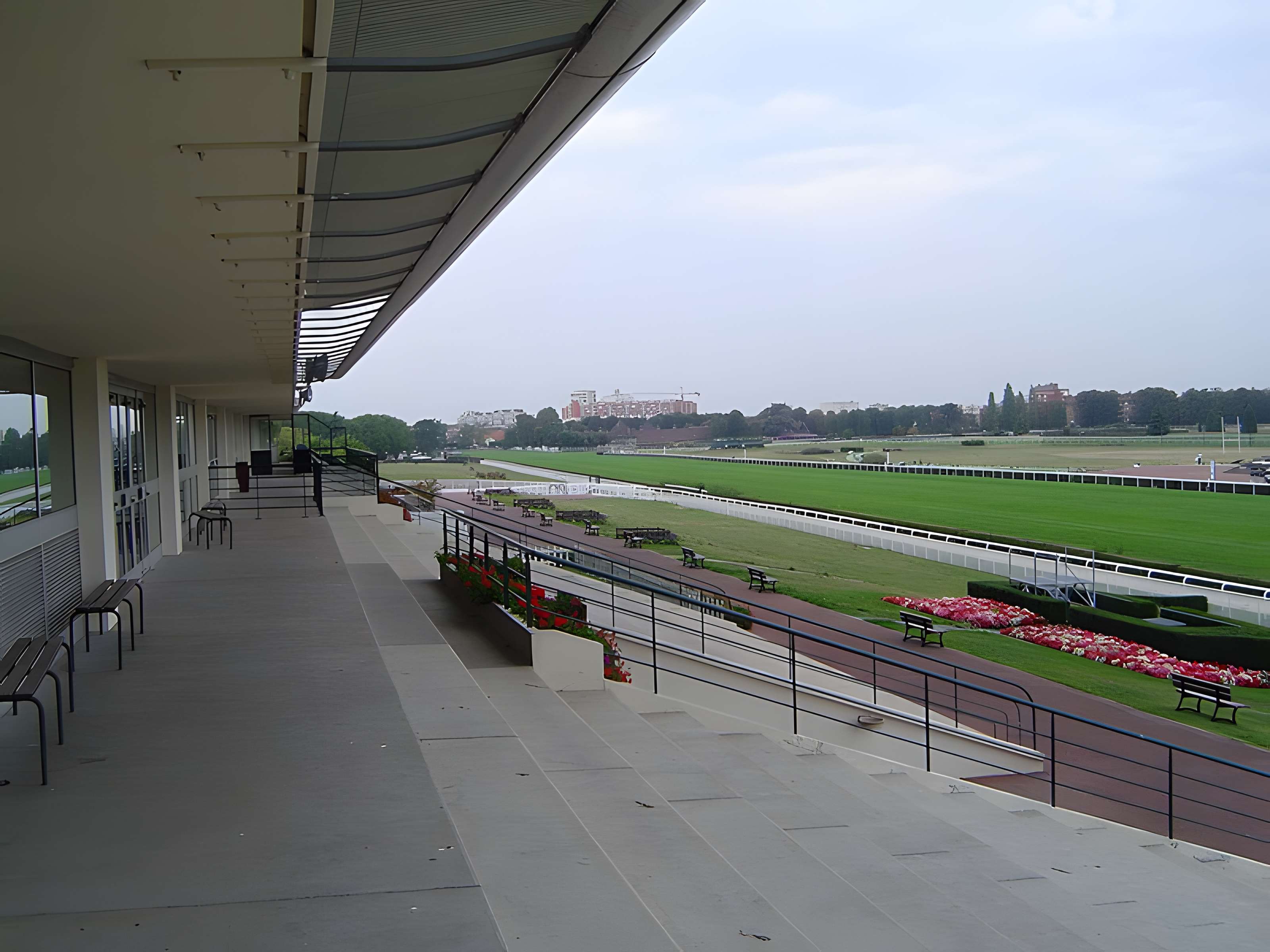 Hippodrome de Saint-Cloud (également sur commune de Saint-Cloud)