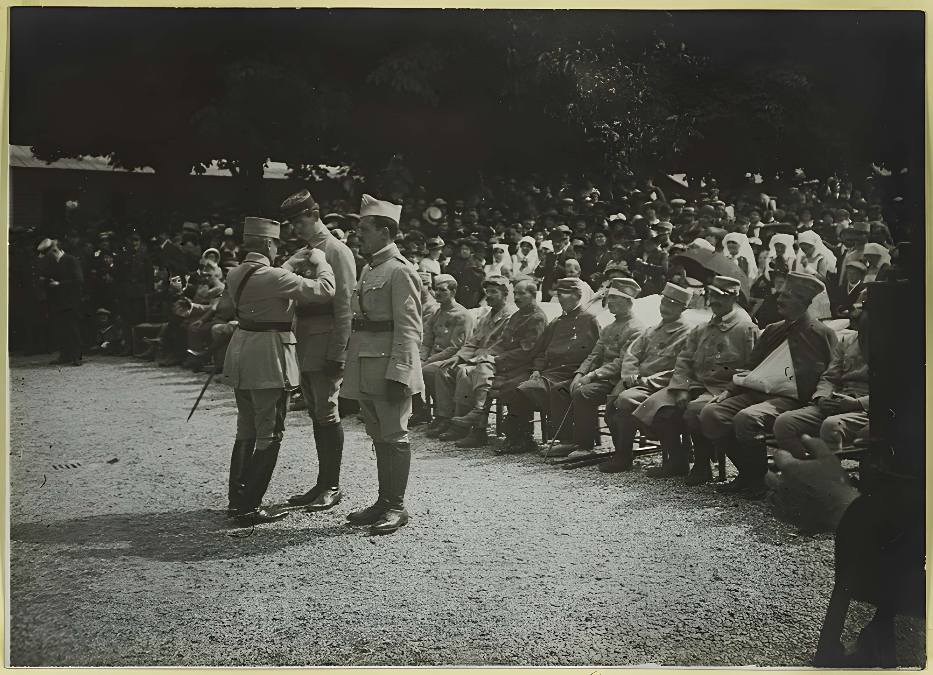 Hippodrome de Saint-Cloud (également sur commune de Saint-Cloud)
