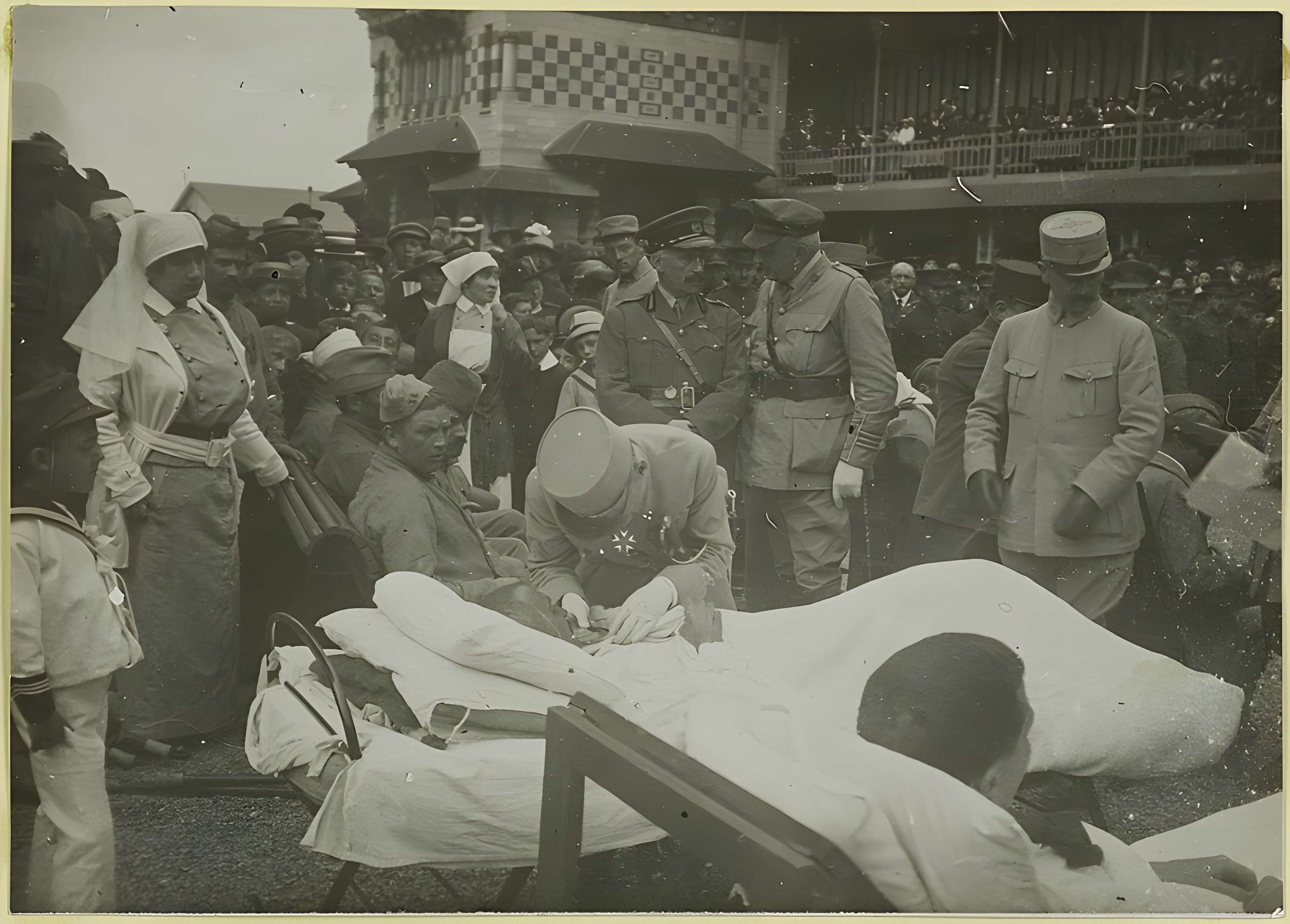 Hippodrome de Saint-Cloud (également sur commune de Saint-Cloud)