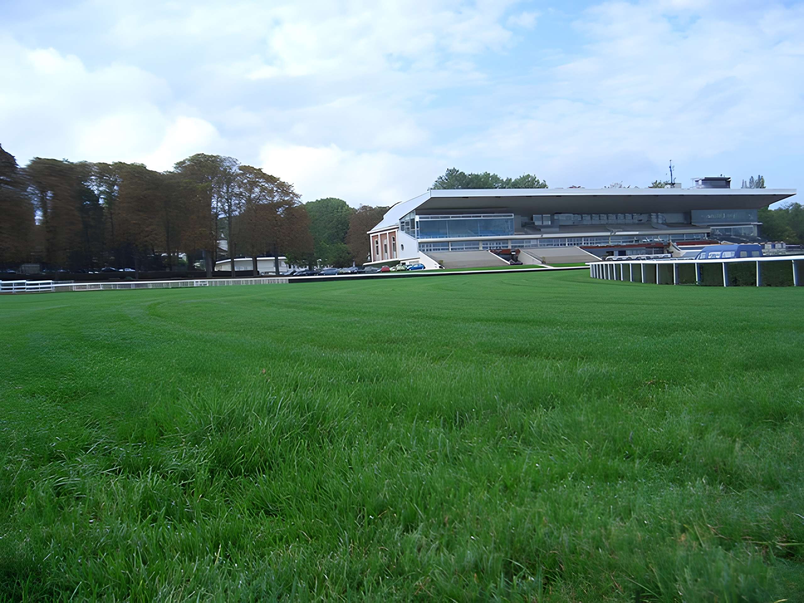 Hippodrome de Saint-Cloud