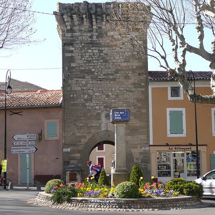 Photo de Porte Saint Gilles de Pernes-les-Fontaines