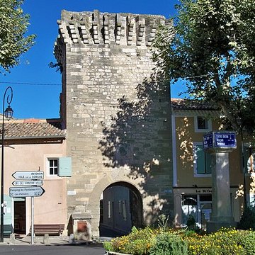 Porte Saint Gilles de Pernes-les-Fontaines
