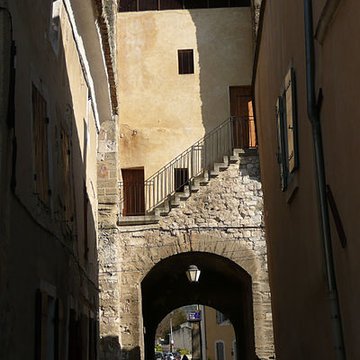 Porte Saint Gilles de Pernes-les-Fontaines