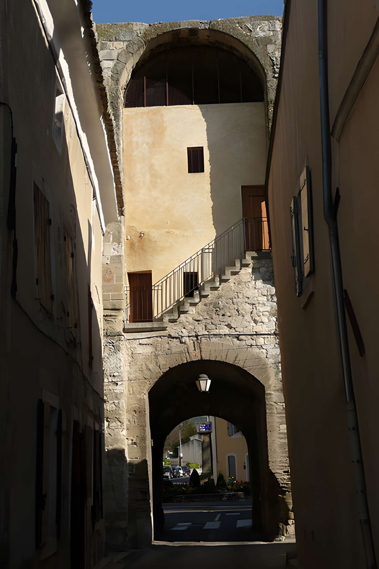 Porte Saint Gilles de Pernes-les-Fontaines