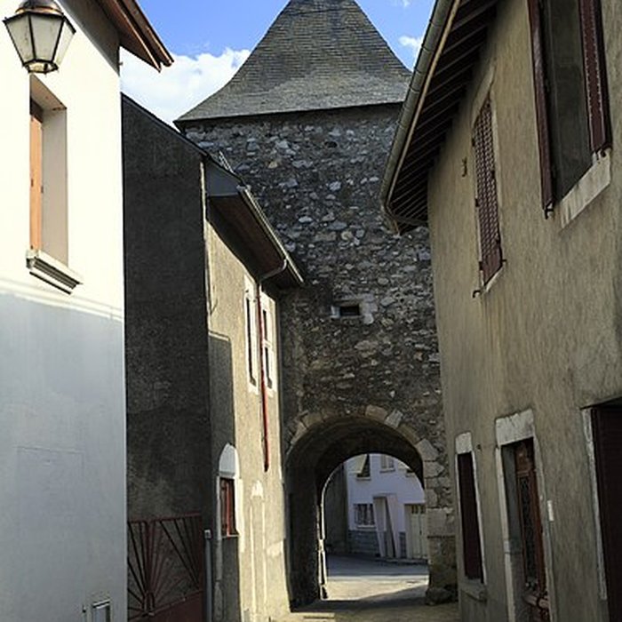 Photo de Porte Sainte-Quitterie de Sarrancolin