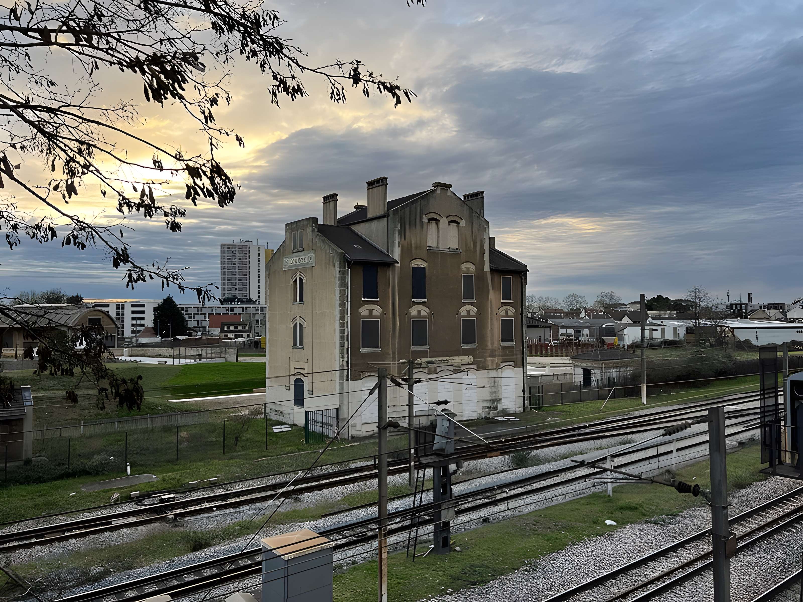 Ancienne gare SNCF de la Grande Ceinture