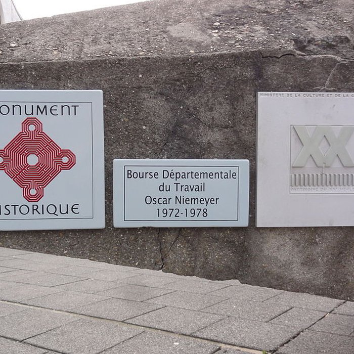 Photo de Bourse départementale du Travail