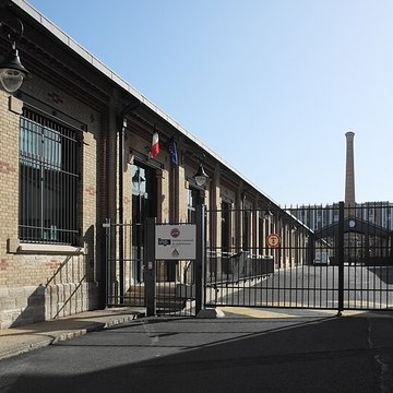 Ancienne manufacture dallumettes, actuellement siège de la Documentation française