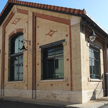 Ancienne manufacture dallumettes, actuellement siège de la Documentation française