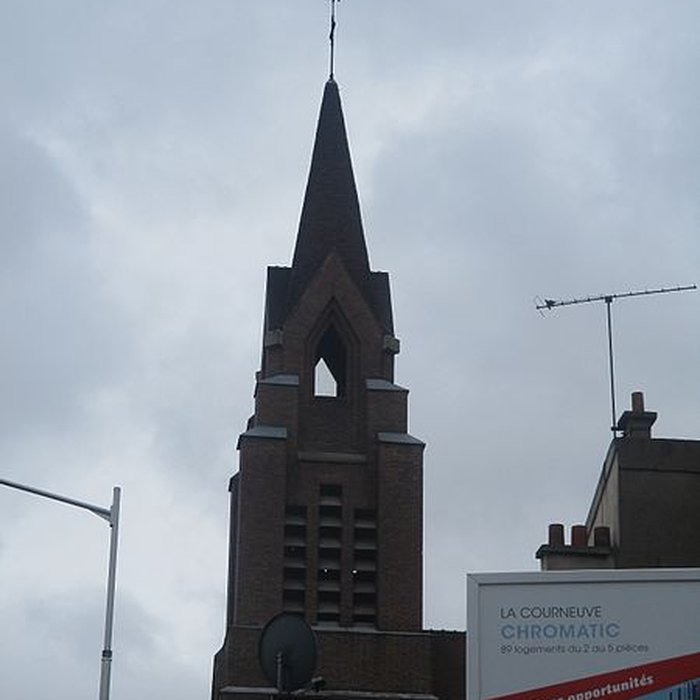 Photo de Eglise Saint-Yves-des-Quatre-Routes