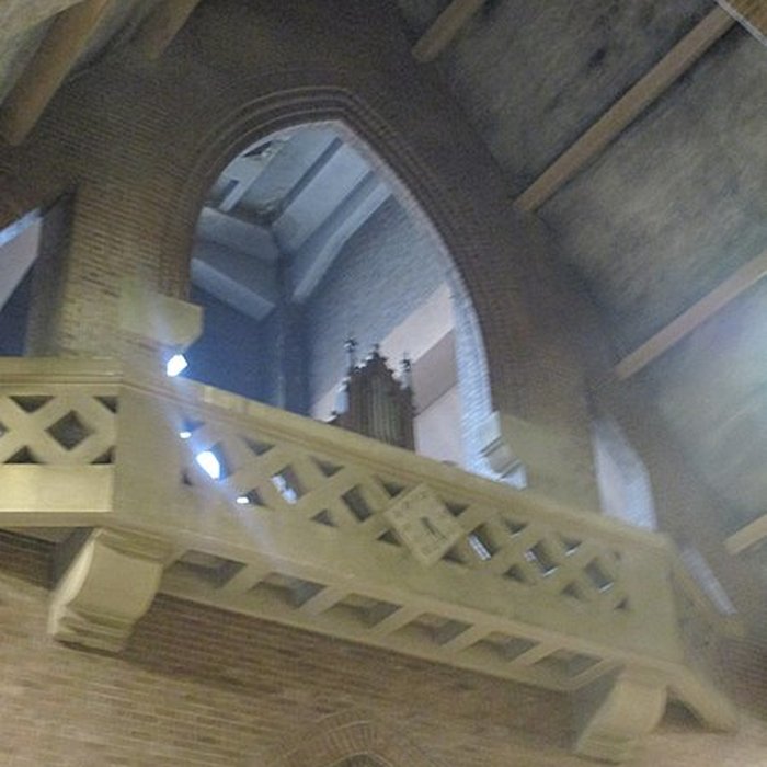 Photo de Eglise Saint-Yves-des-Quatre-Routes