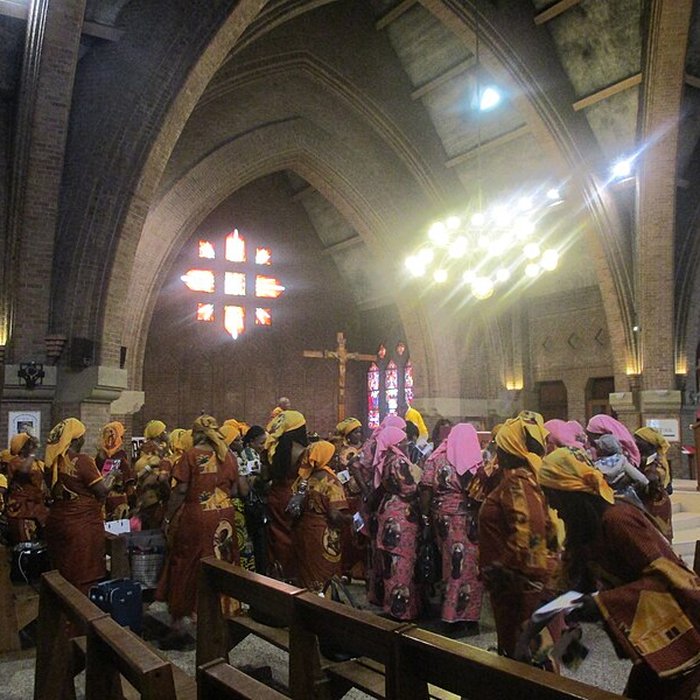 Photo de Eglise Saint-Yves-des-Quatre-Routes