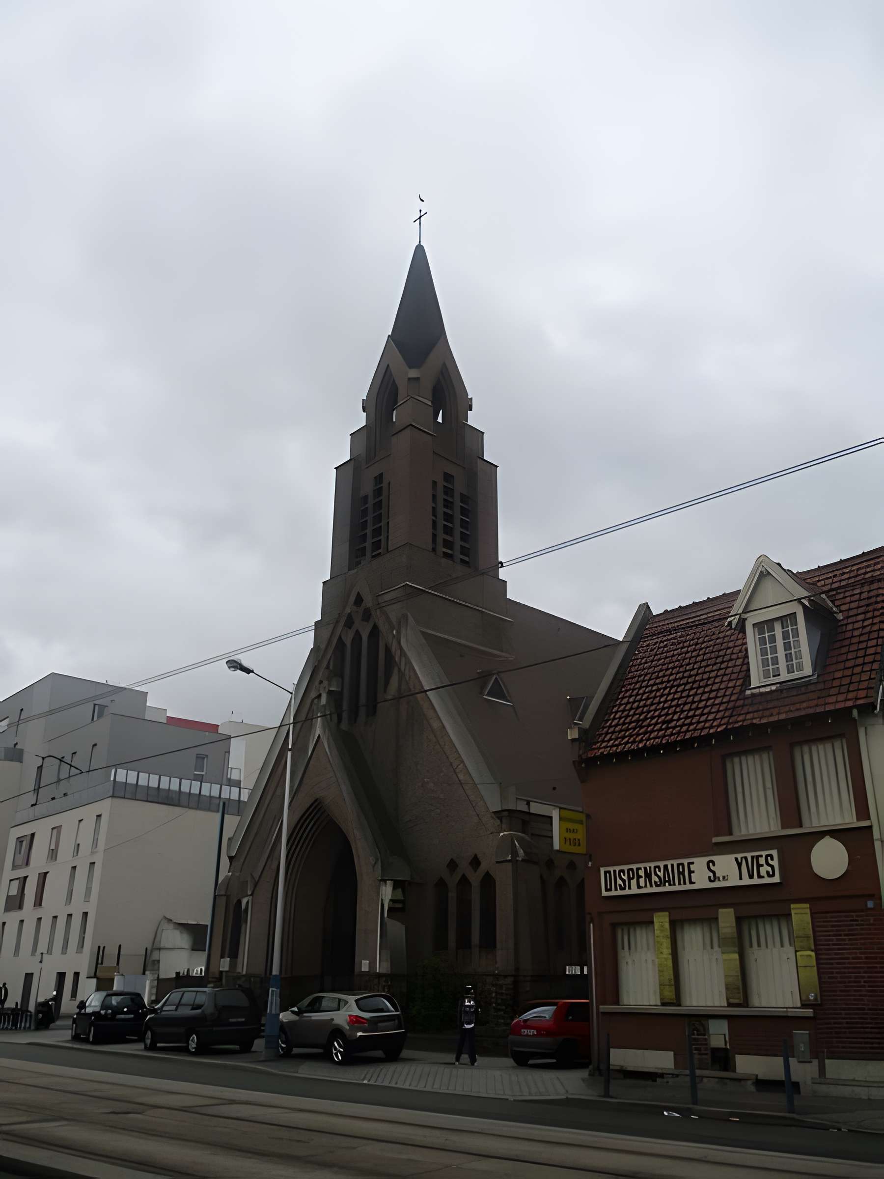 Eglise Saint-Yves-des-Quatre-Routes