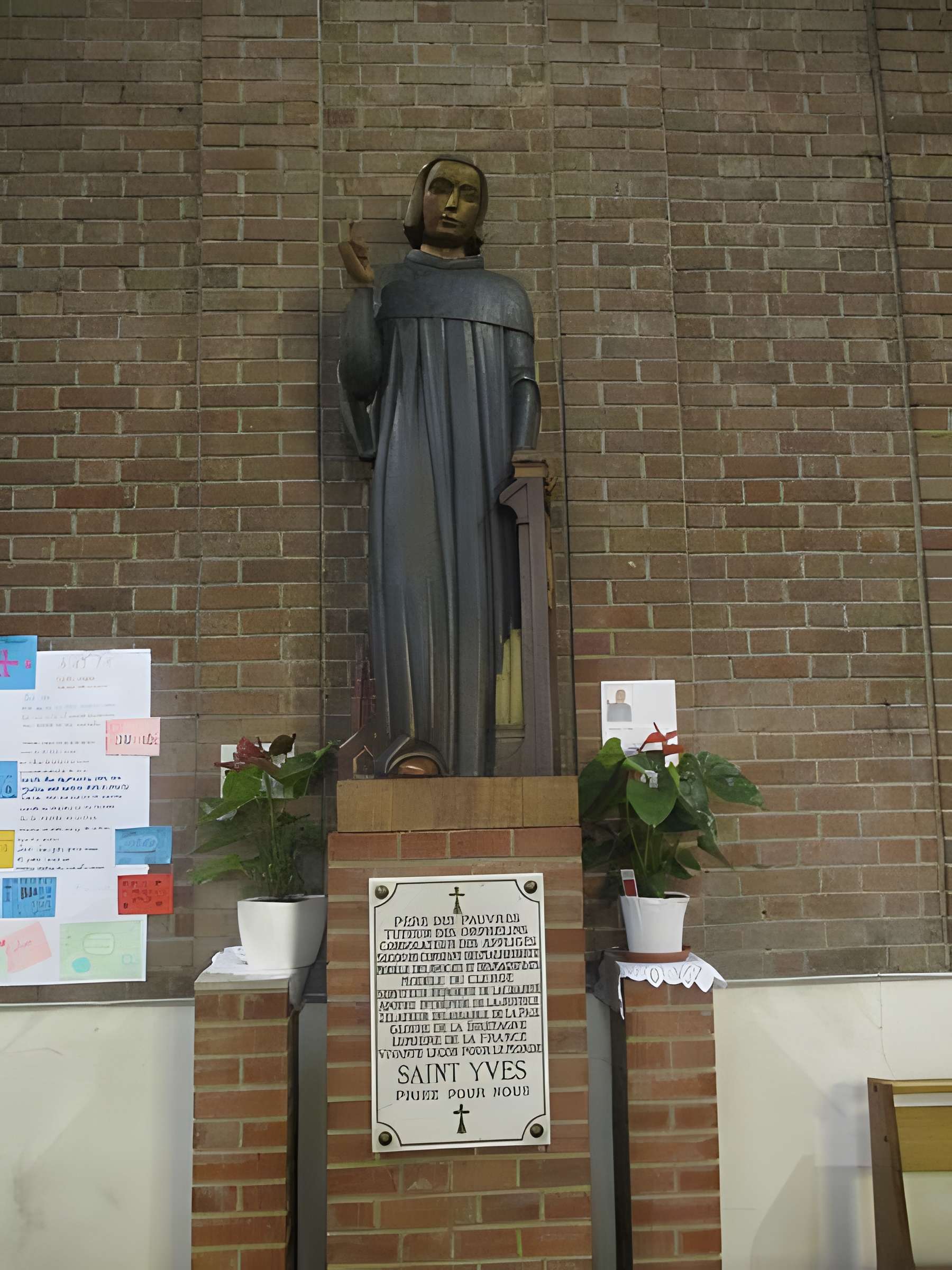 Eglise Saint-Yves-des-Quatre-Routes