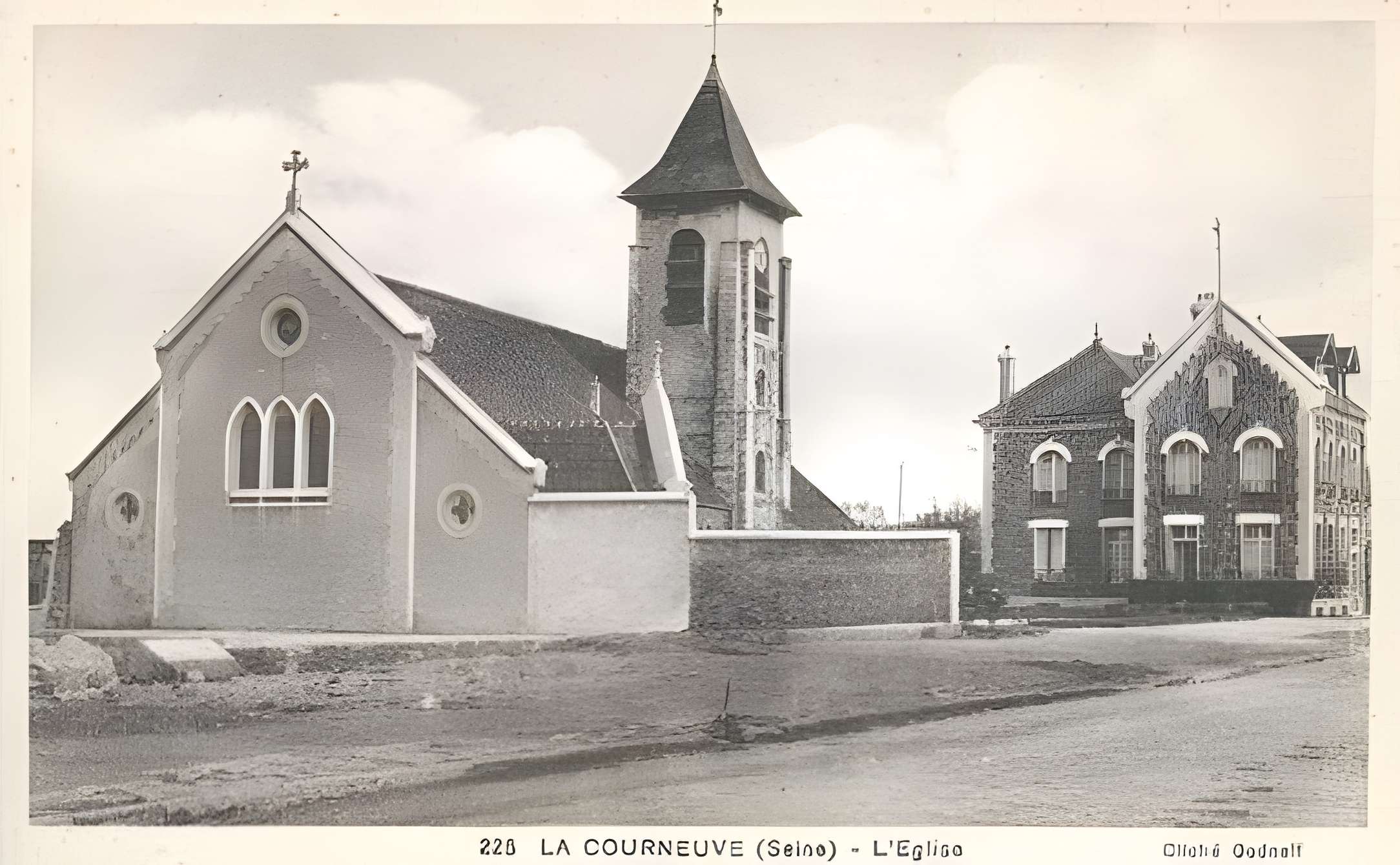 Eglise Saint-Yves-des-Quatre-Routes