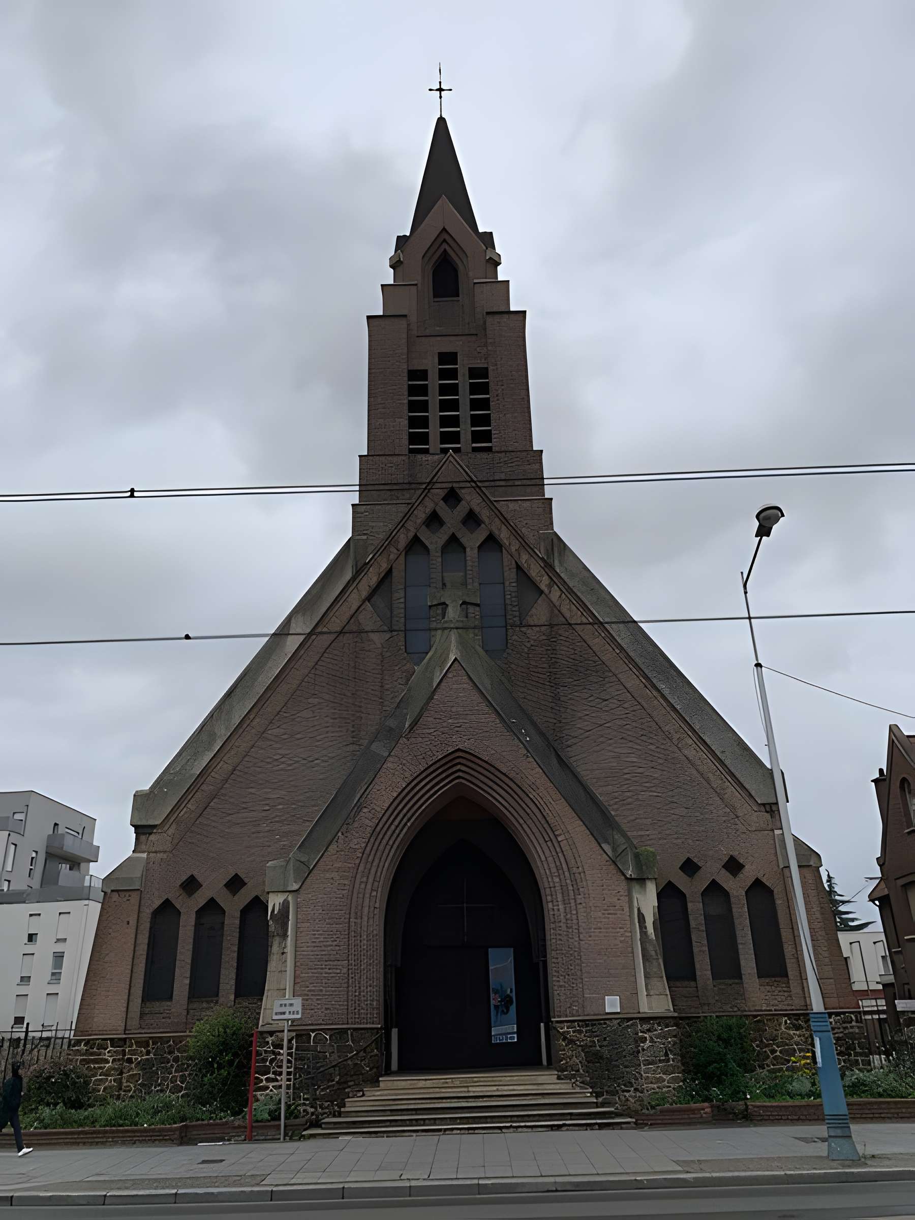 Eglise Saint-Yves-des-Quatre-Routes