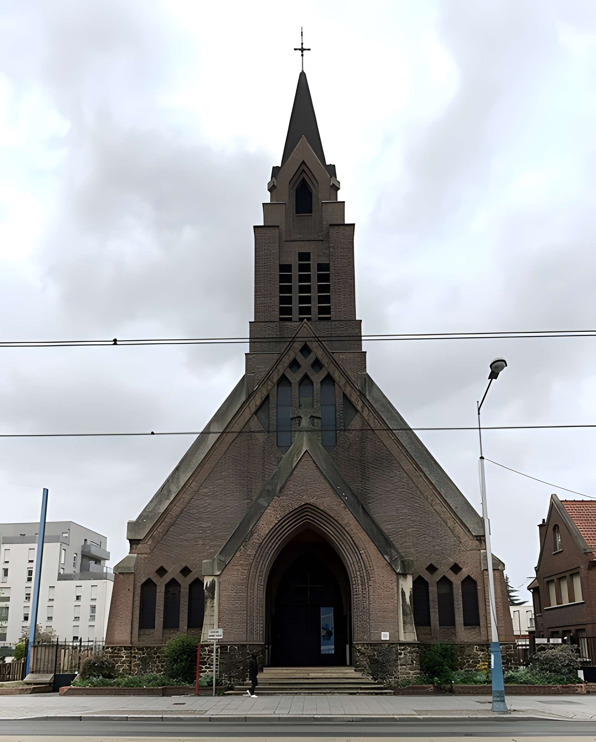 Eglise Saint-Yves-des-Quatre-Routes