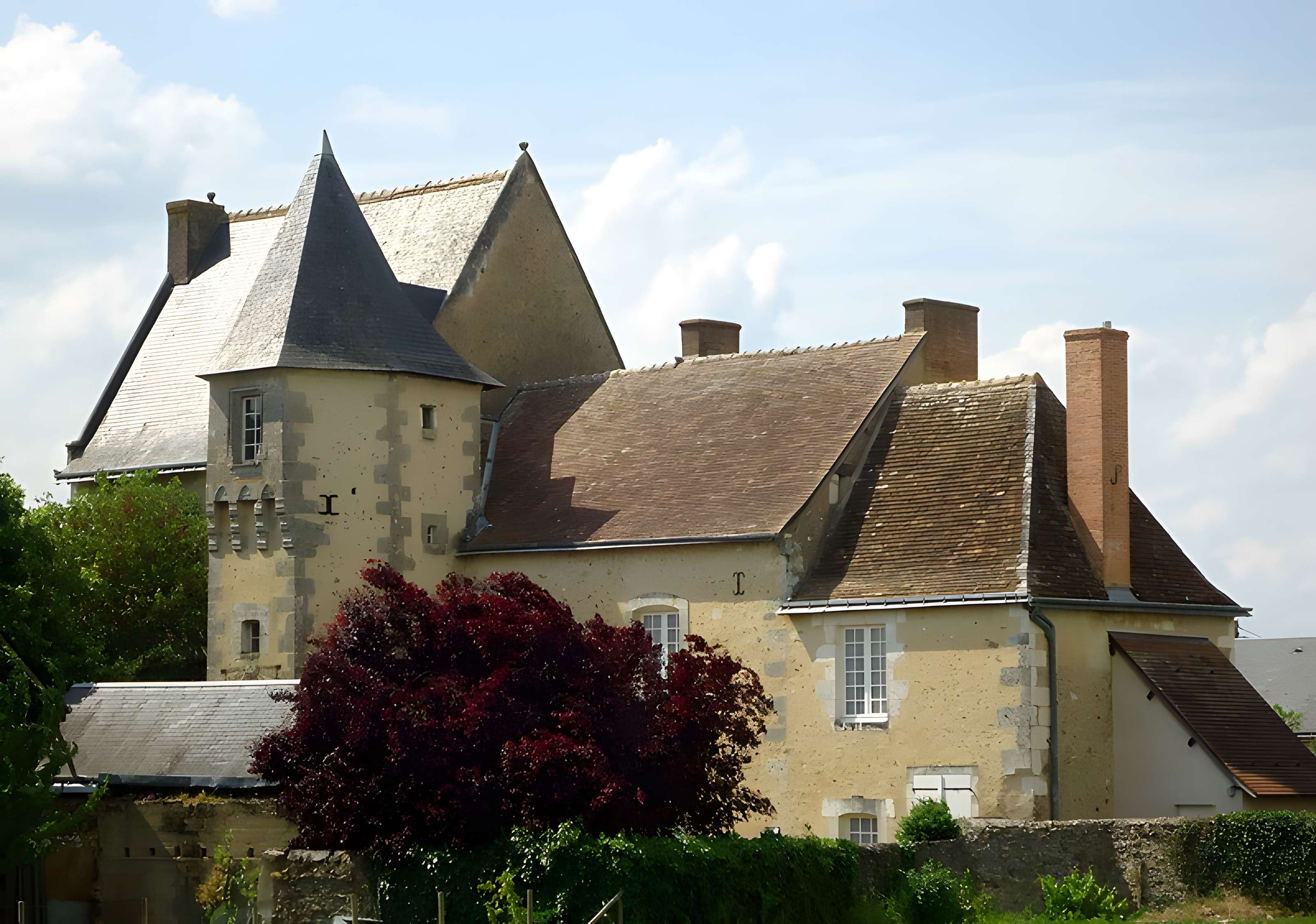 Presbytère de Saint-Pierre-de-Chevillé