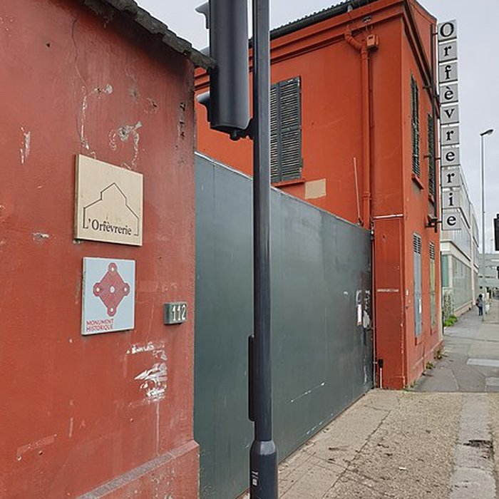 Photo de Usine de lOrfèvrerie Christofle