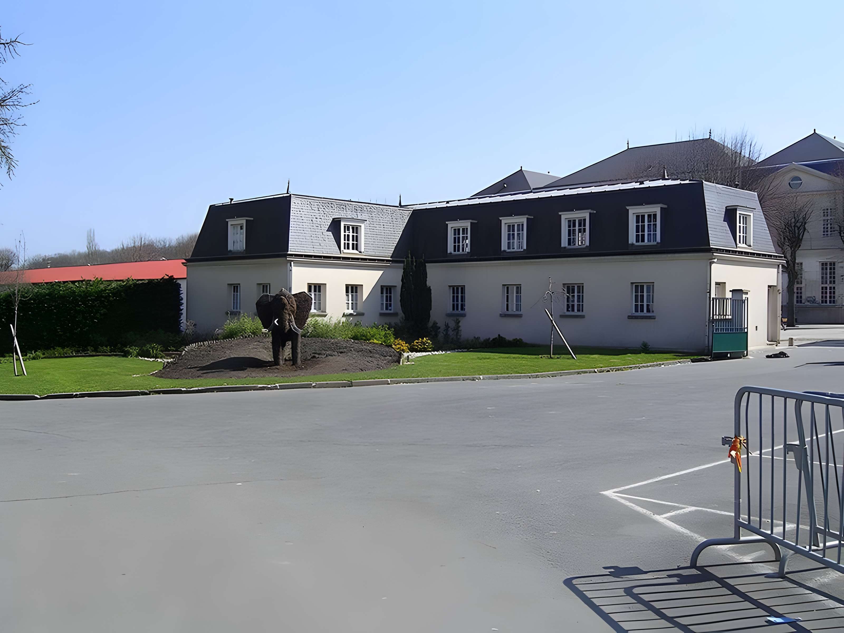 Ancien château de Vaujours, actuellement école Fénélon