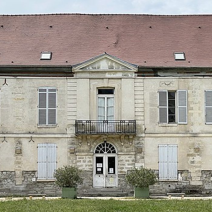 Photo de Maison des Gardes de lancien château