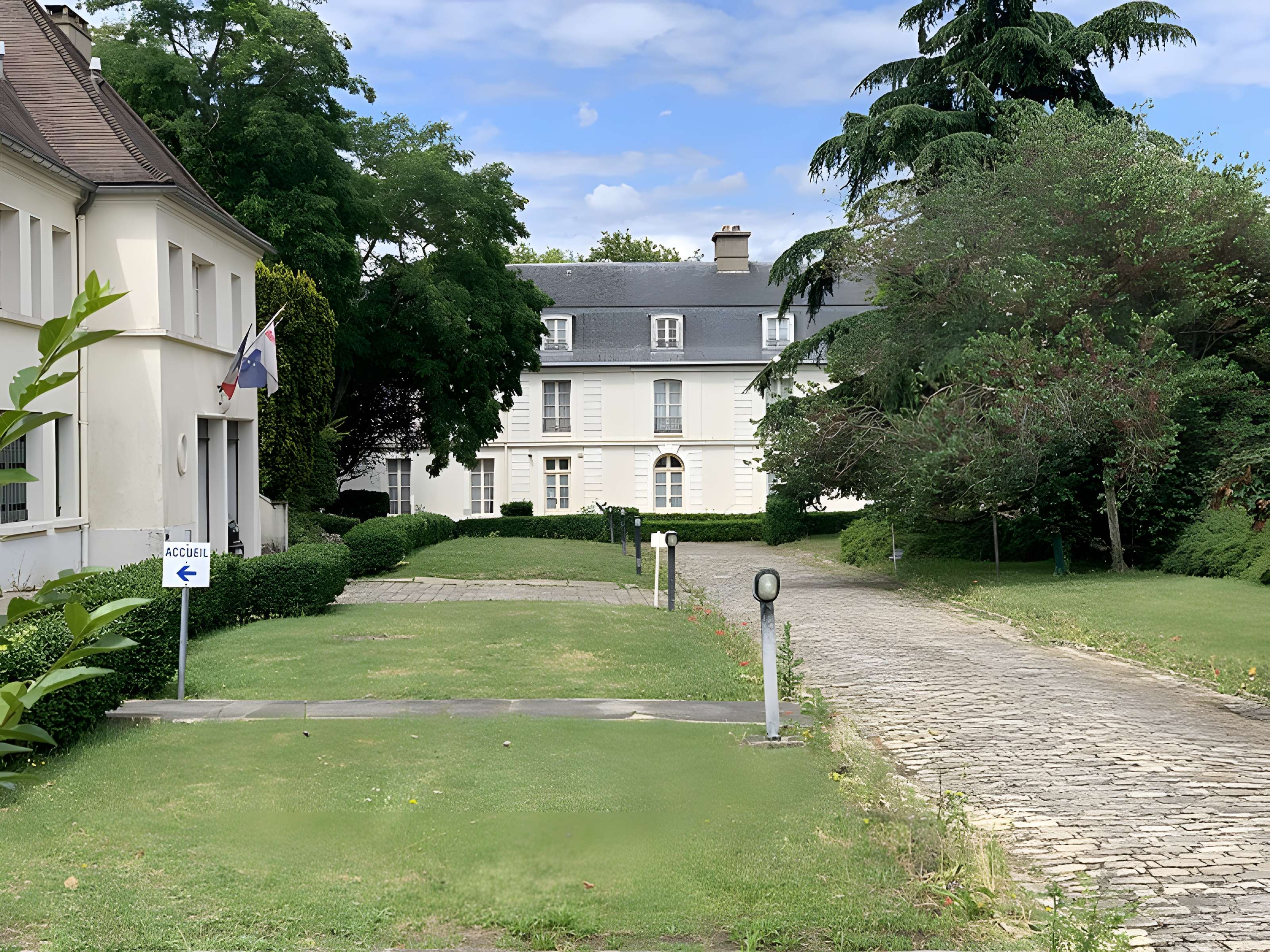 Château du Rancy, actuellement lycée