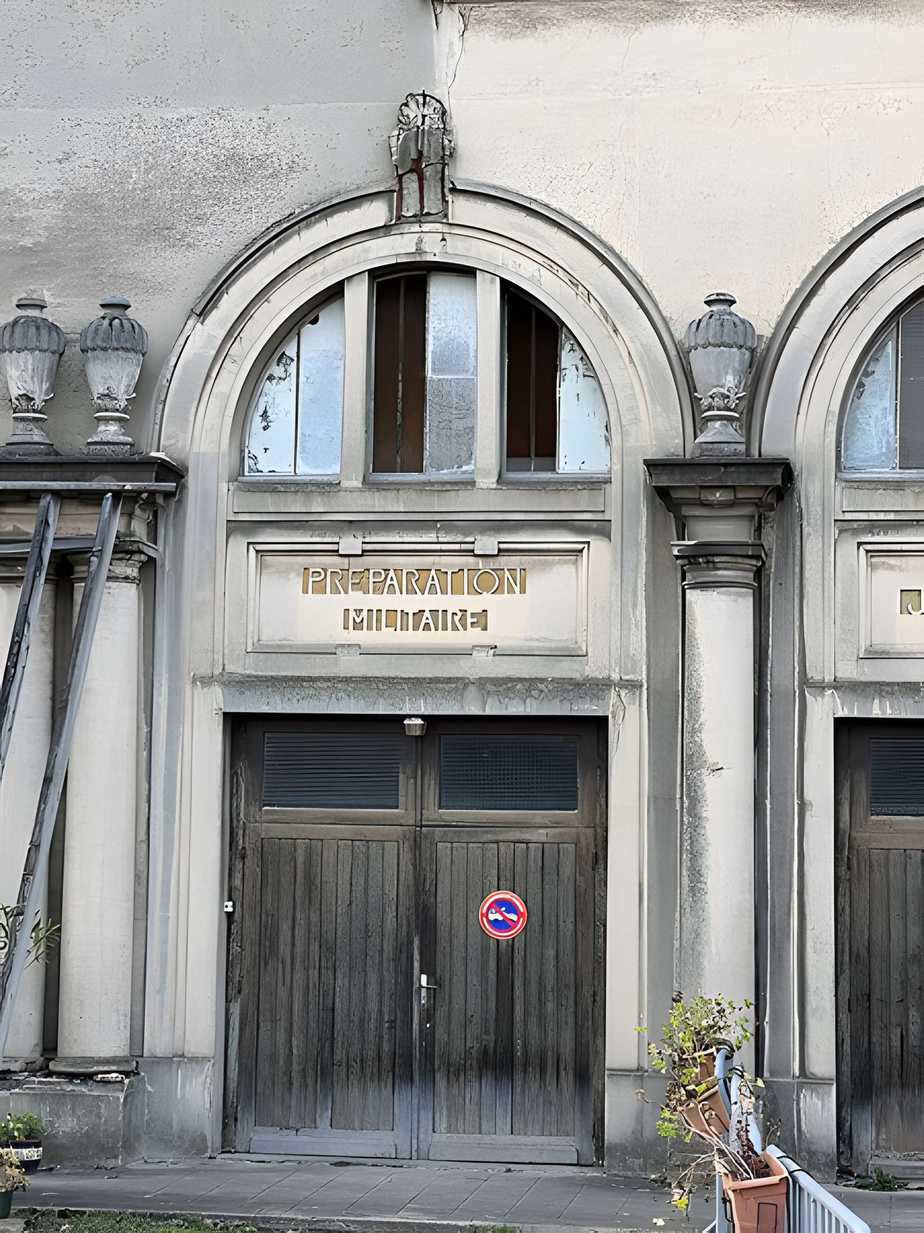 Ancien gymnase Léopold Bellan