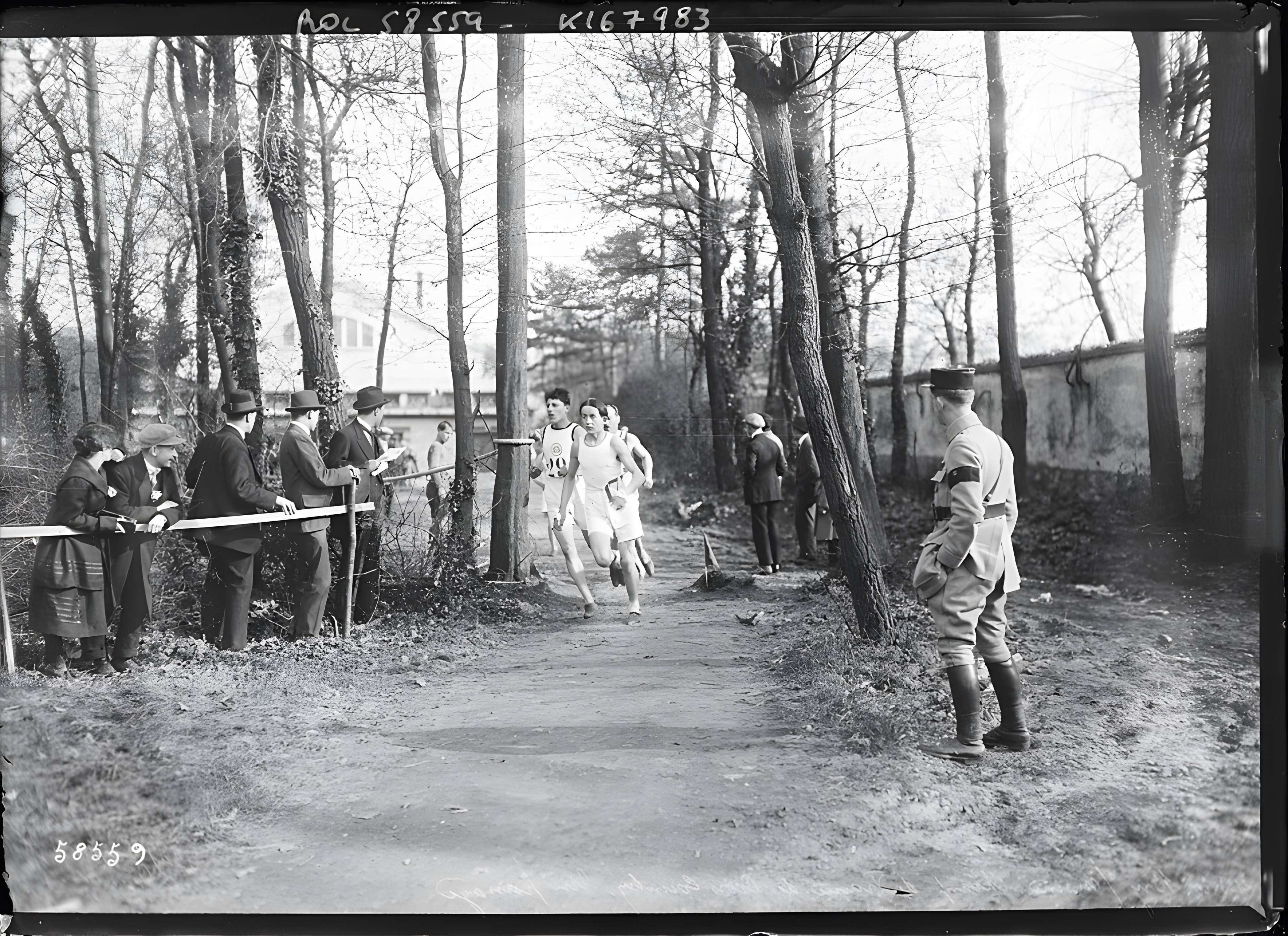 Ancien gymnase Léopold Bellan