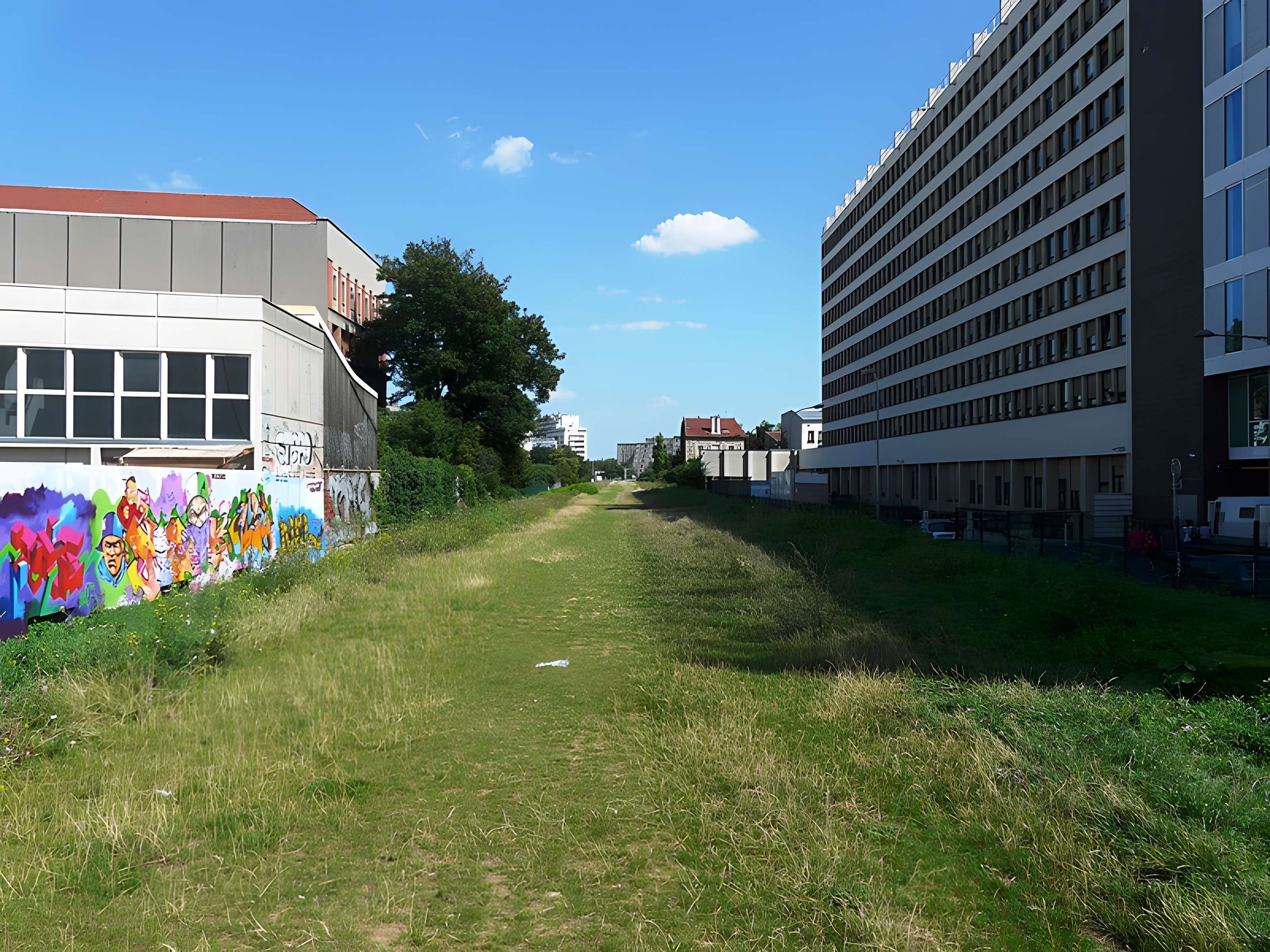 Aqueduc des Eaux de Rungis (également sur communes de Rungis, Fresnes, Cachan, Arcueil, Gentilly et Paris 14)