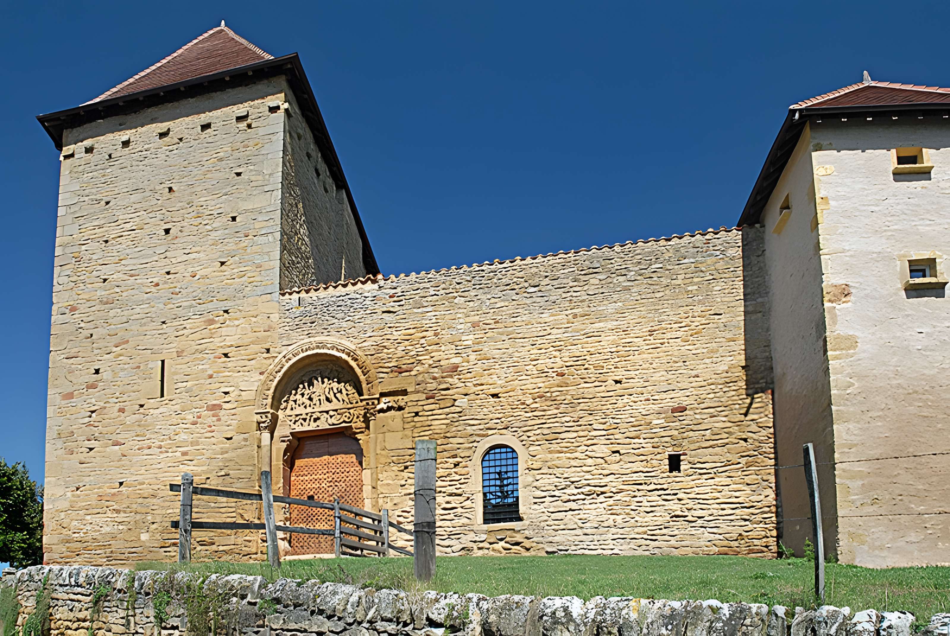 Prieuré d'Anzy-le-Duc