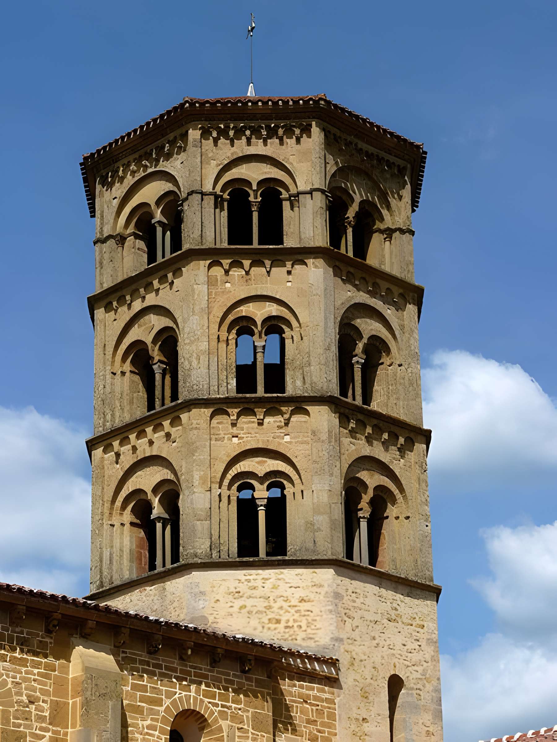 Prieuré d'Anzy-le-Duc