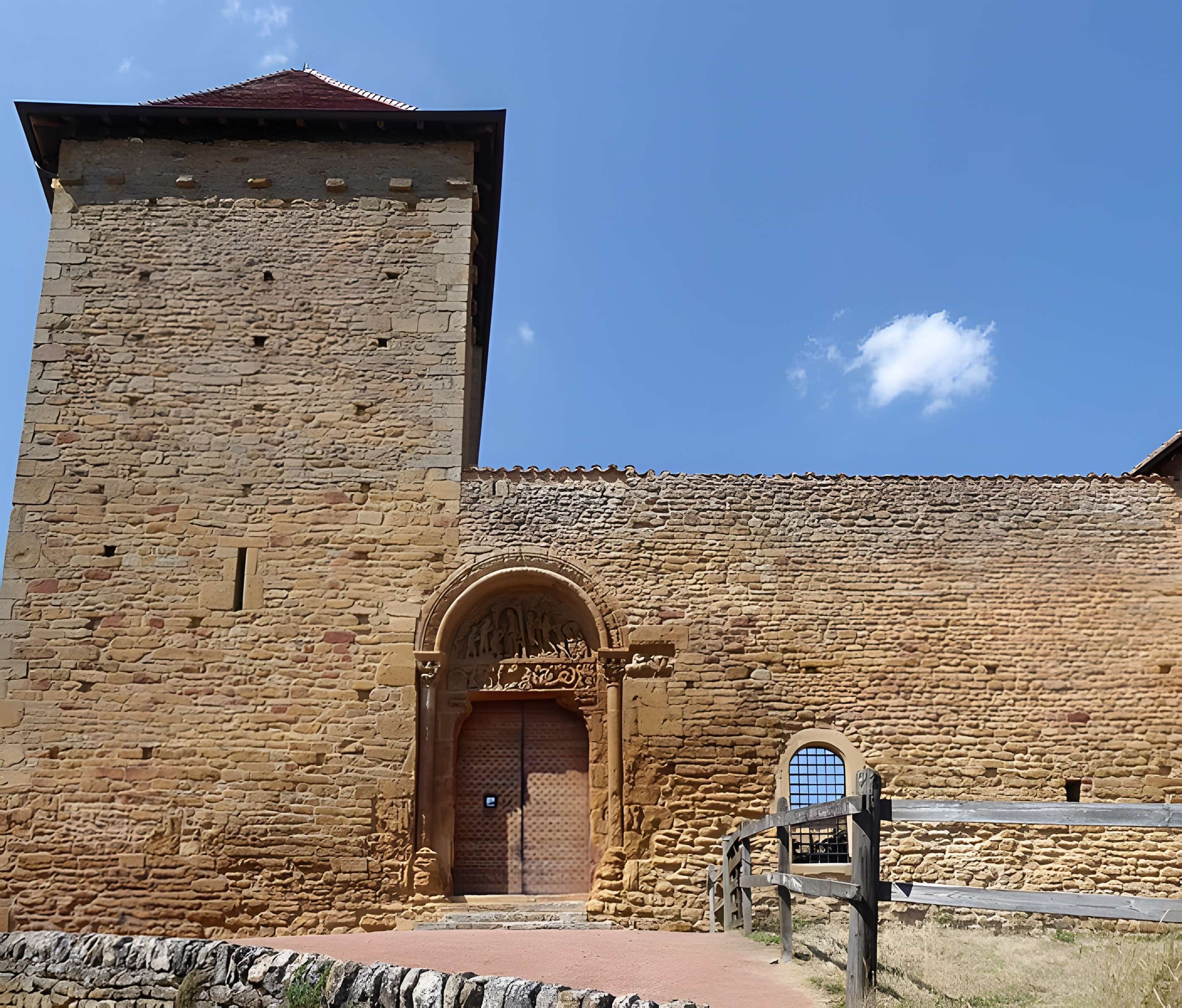 Prieuré d'Anzy-le-Duc