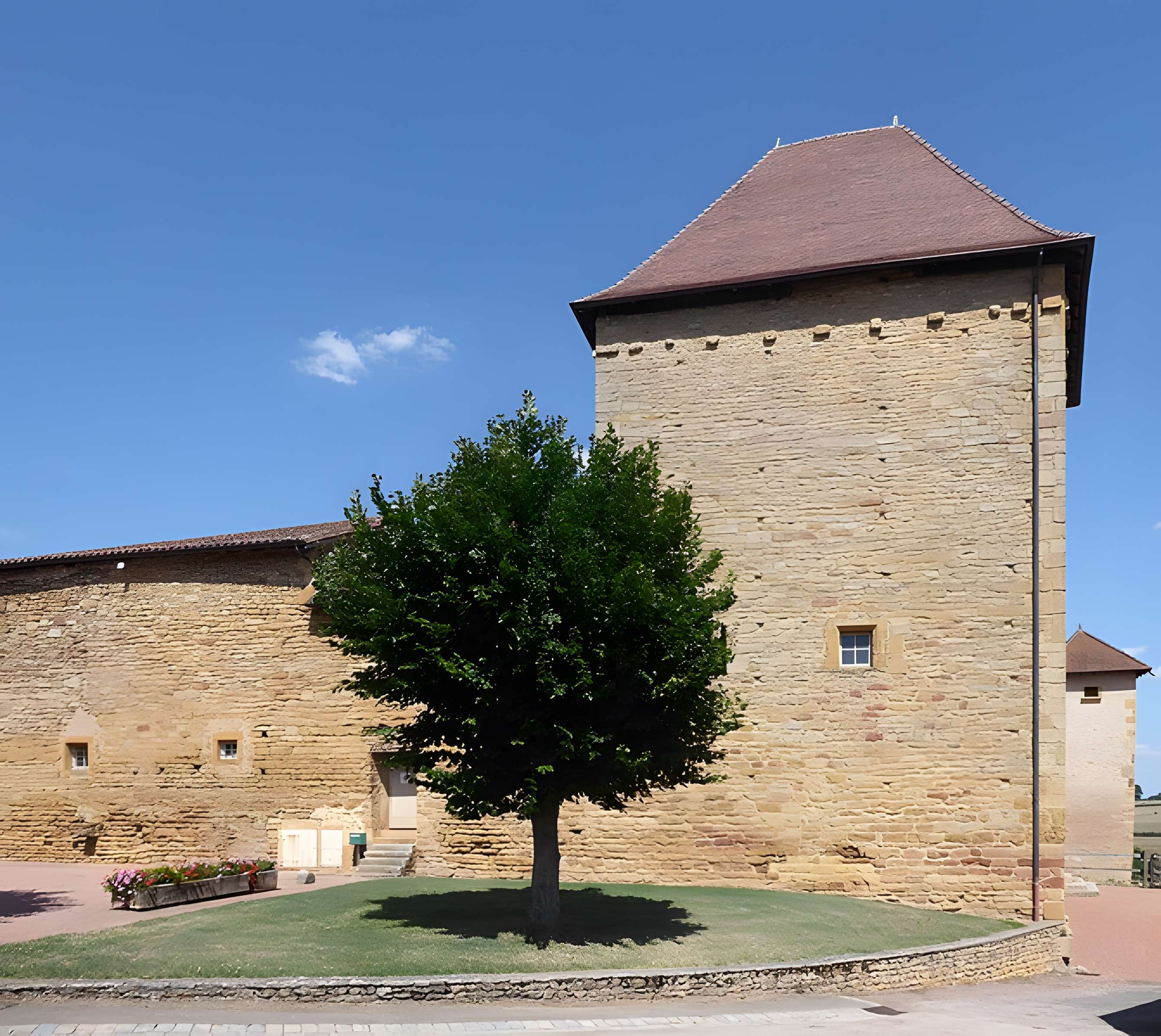 Prieuré d'Anzy-le-Duc