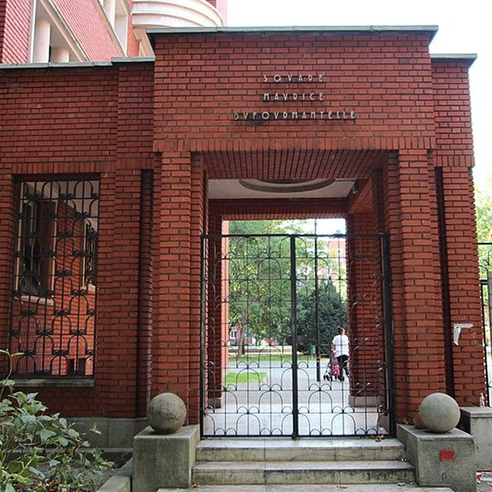 Photo de Cité dHabitations à Bon Marché du Square Dufourmantelle, délimitée par la rue Jean-Jaurès, la rue de Rome, lavenue de la Liberté et le square Gabriel-Fauré