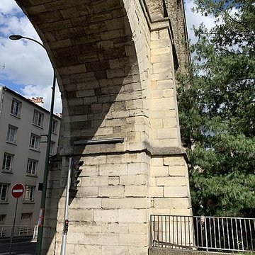 Aqueduc des eaux de Rungis également sur communes de Fresnes, LHay-les-Roses, Cachan, Arcueil, Gentilly et Paris 14