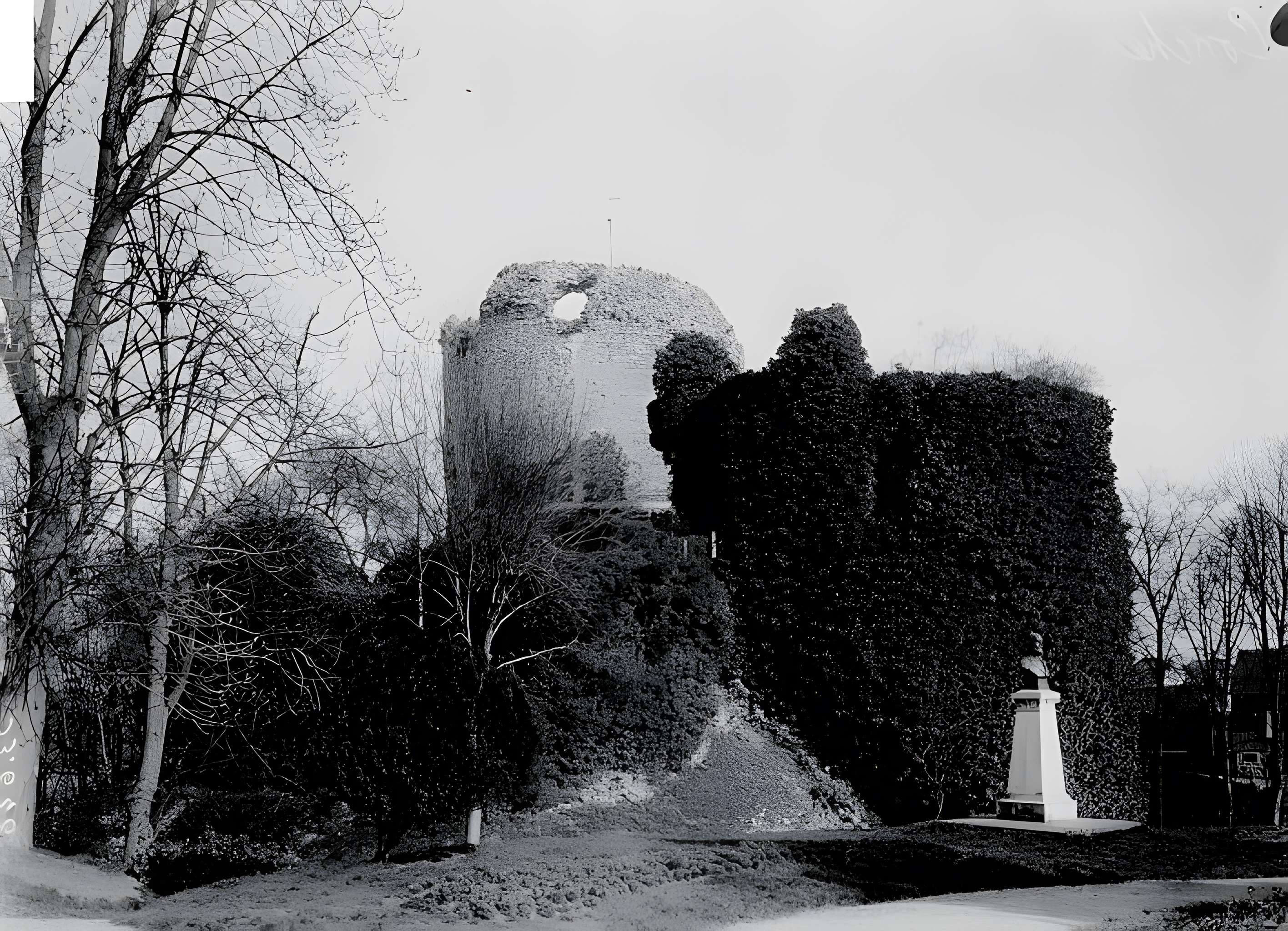 Château de Conches-en-Ouche