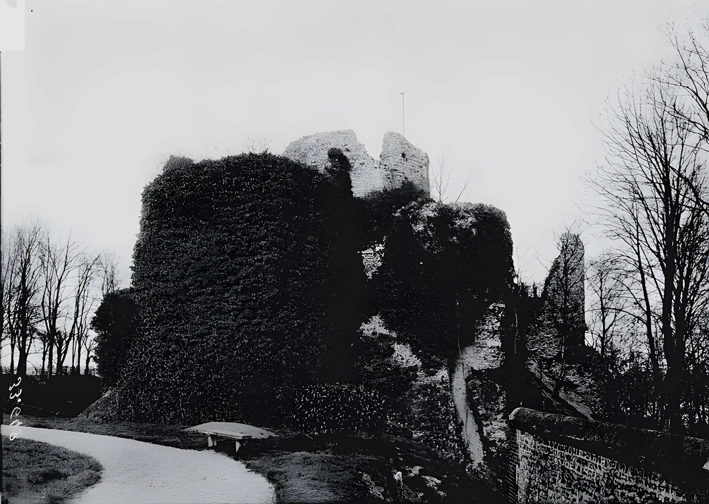 Château de Conches-en-Ouche