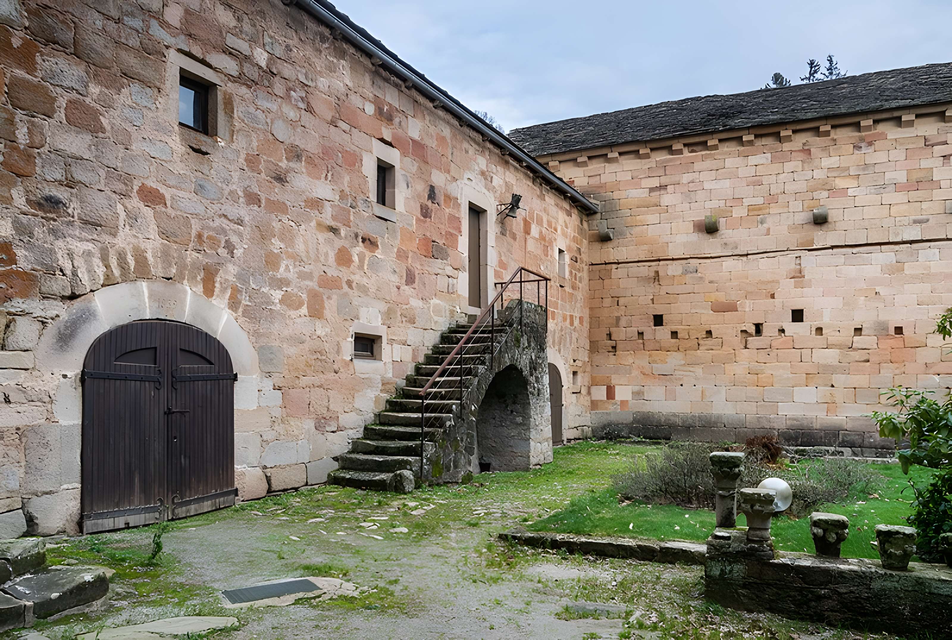 Prieuré de Comberoumal